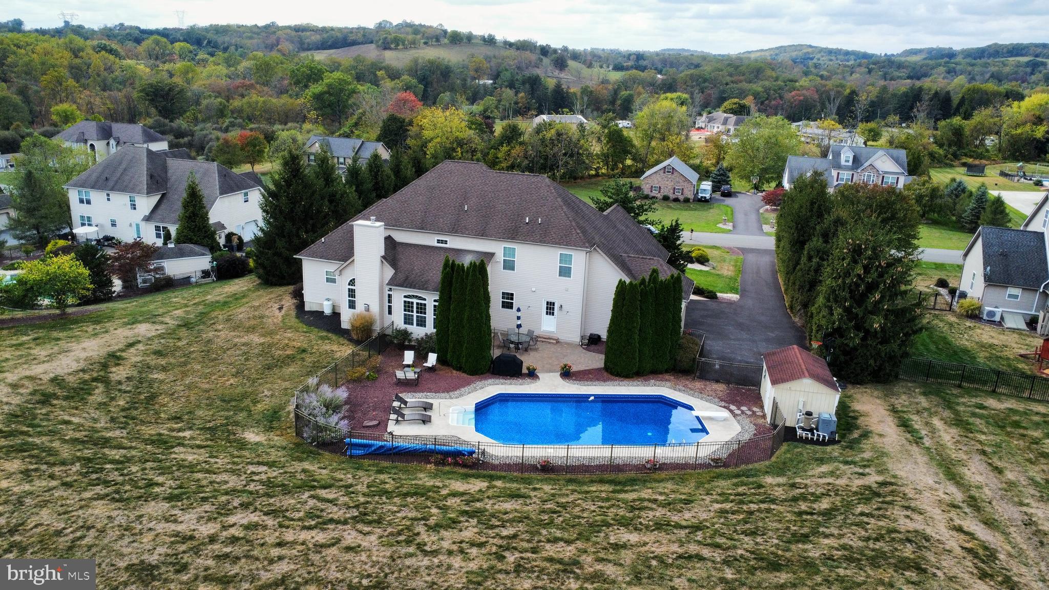 FOX RIDGE FARMS - Residential