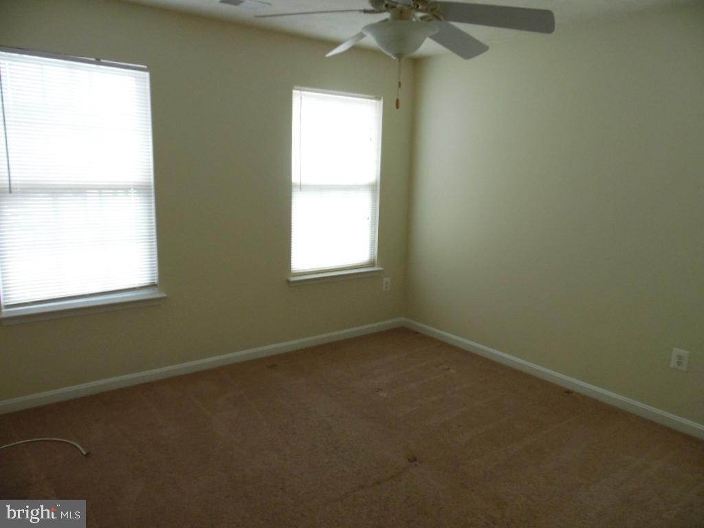 GREENHAVEN RUN - Residential Lease