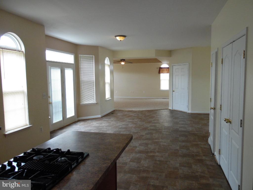 GREENHAVEN RUN - Residential Lease