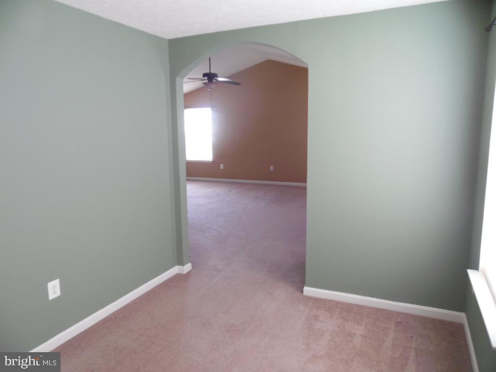 GREENHAVEN RUN - Residential Lease