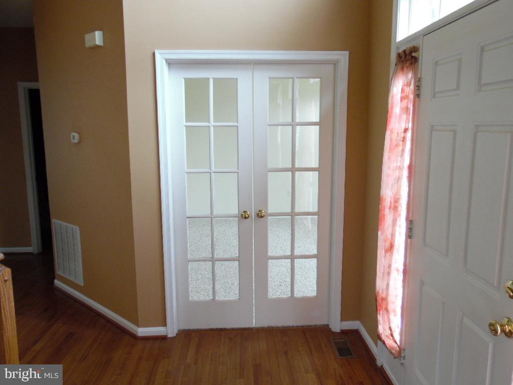 GREENHAVEN RUN - Residential Lease