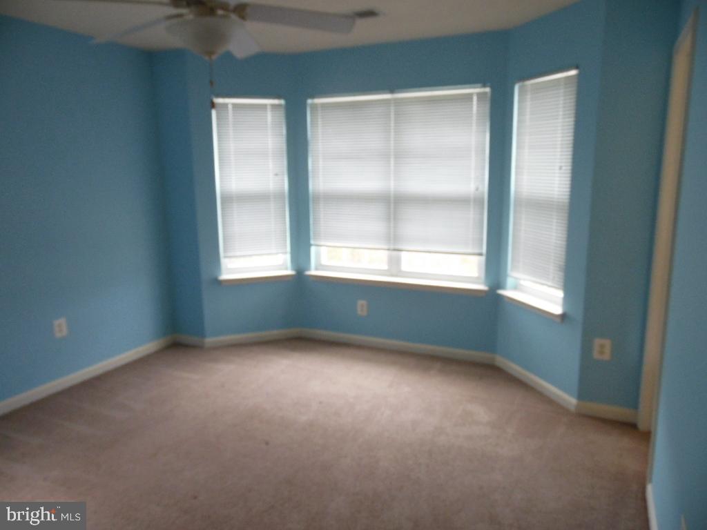 GREENHAVEN RUN - Residential Lease