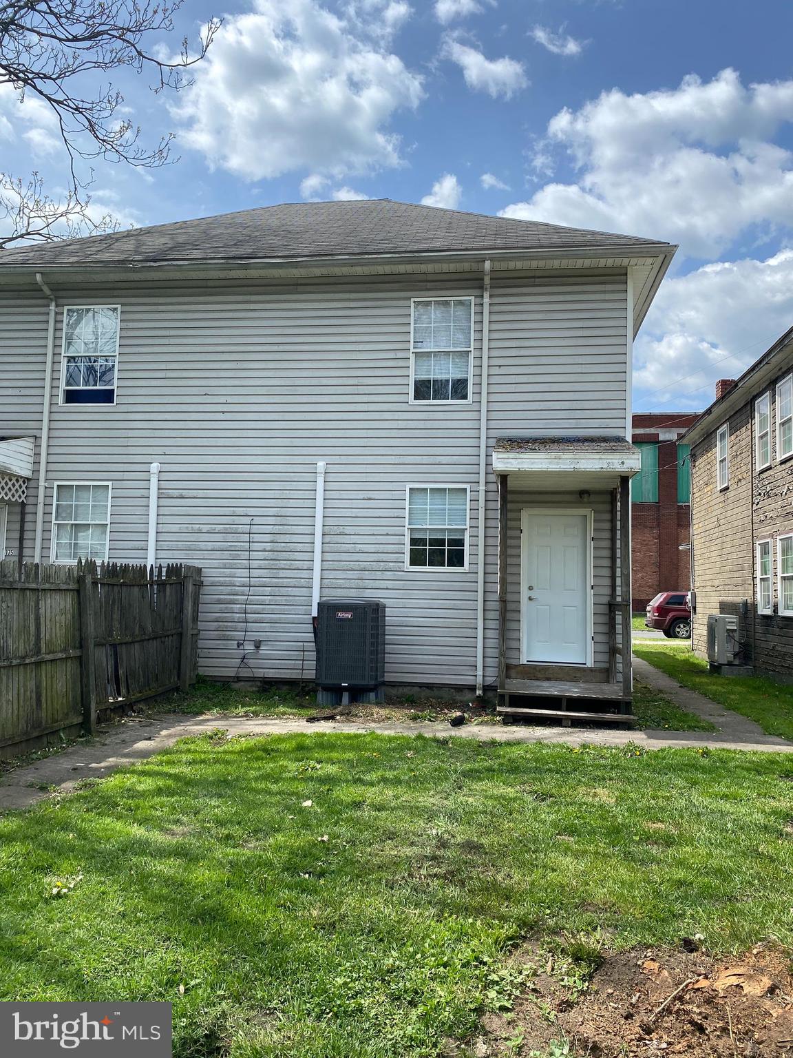 KEYSER - Residential Lease