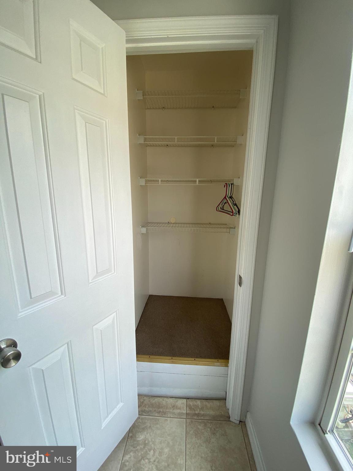 KEYSER - Residential Lease