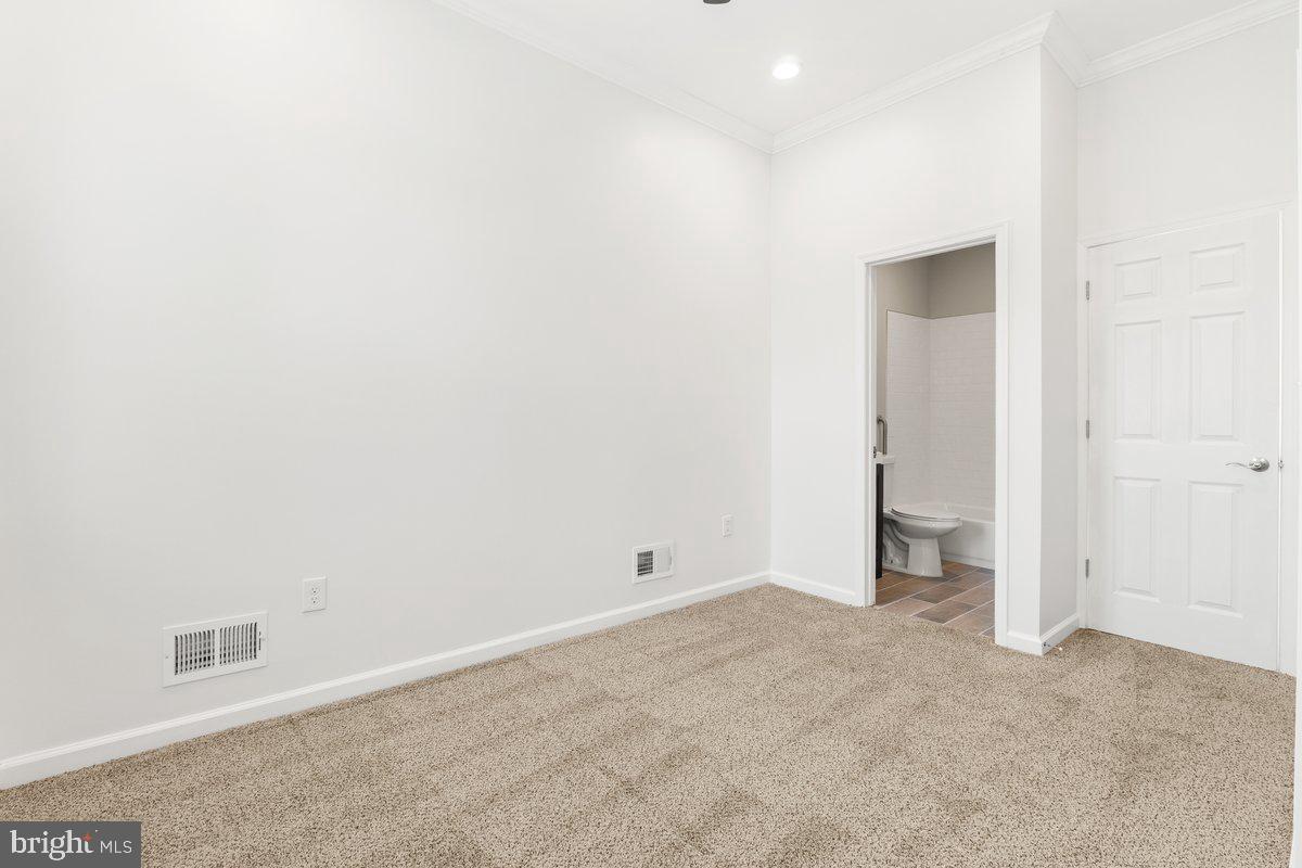 HIGHLAND - Residential