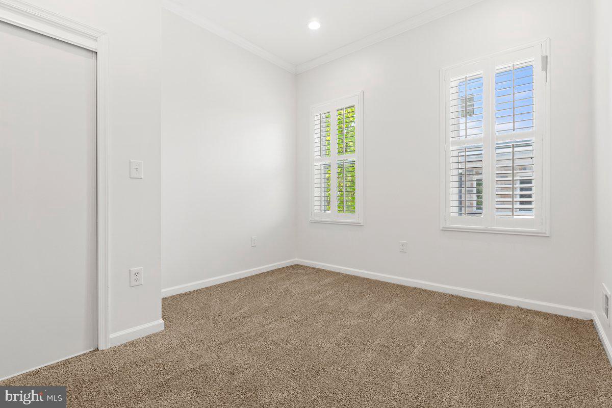 HIGHLAND - Residential