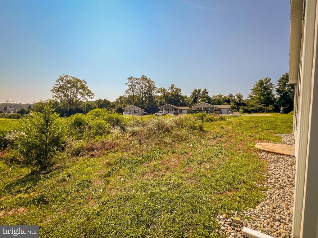 LINDALE VILLAGE - Residential