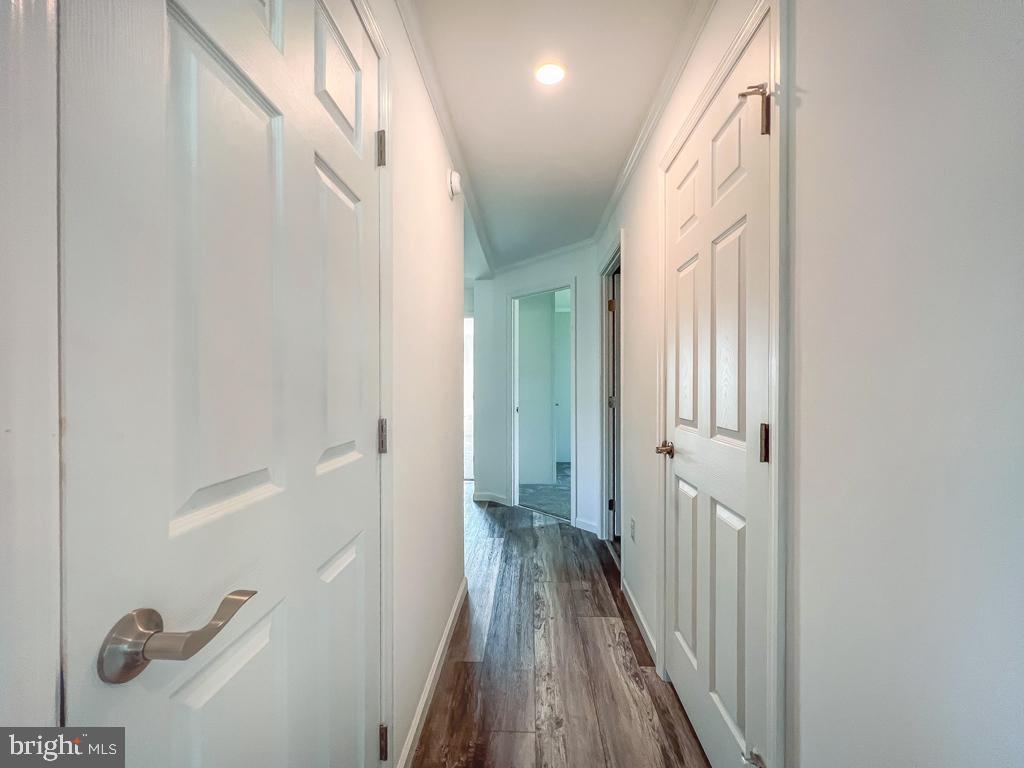 LINDALE VILLAGE - Residential