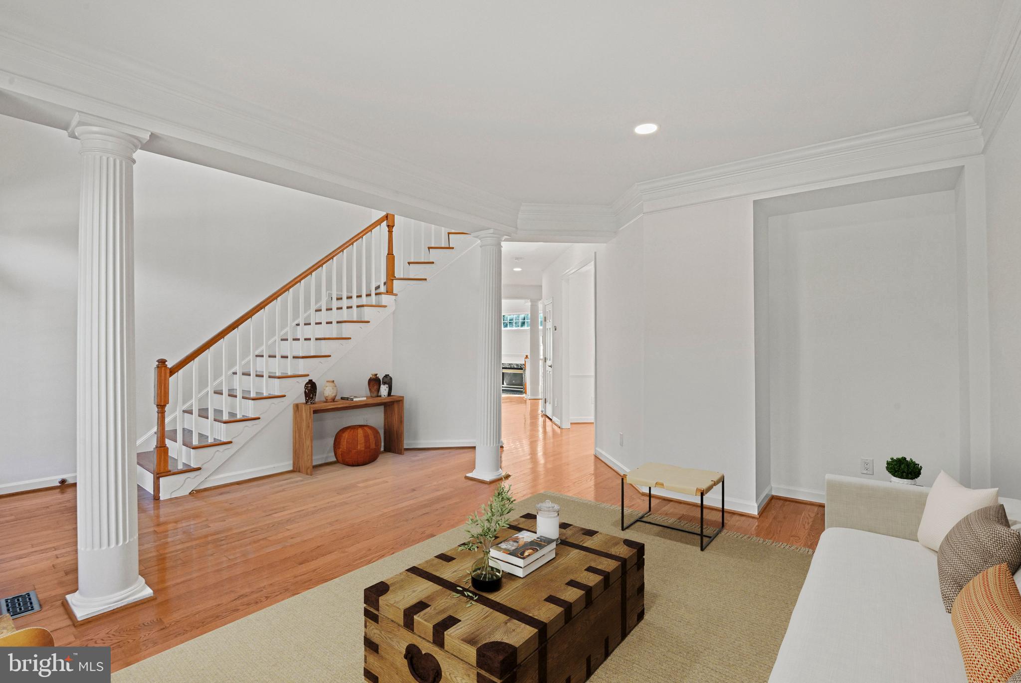 COURTHOUSE COMMONS - Residential