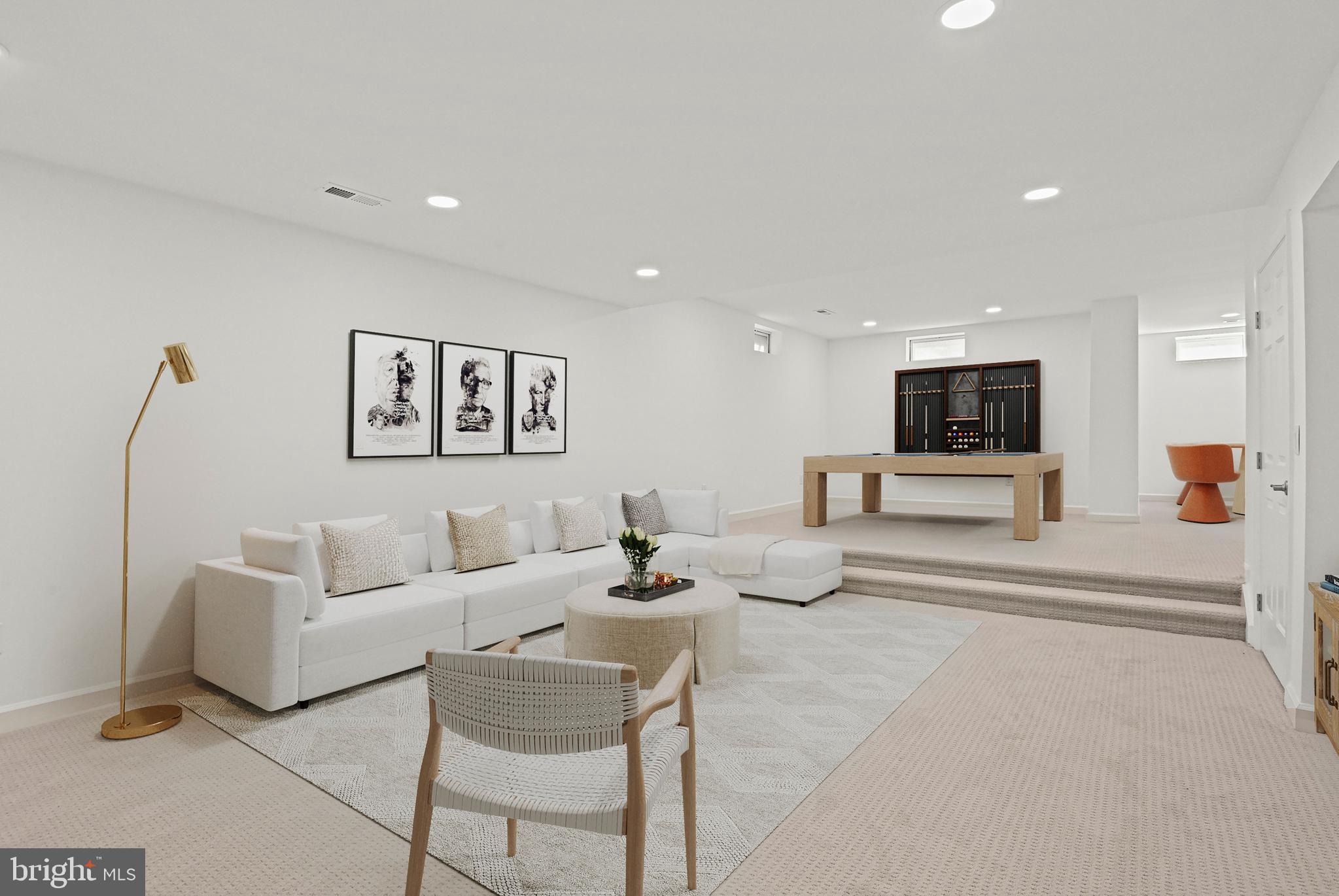 COURTHOUSE COMMONS - Residential