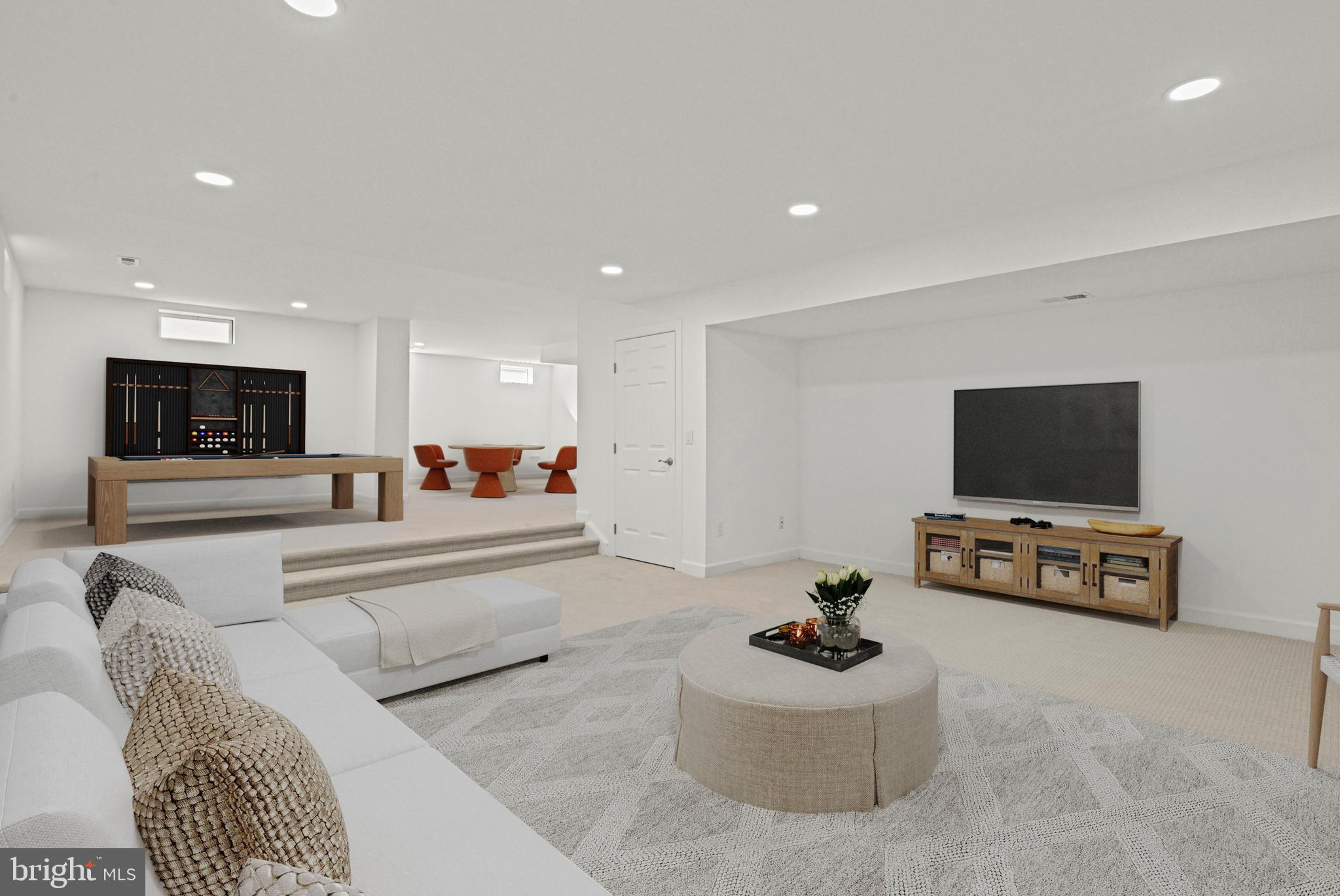 COURTHOUSE COMMONS - Residential