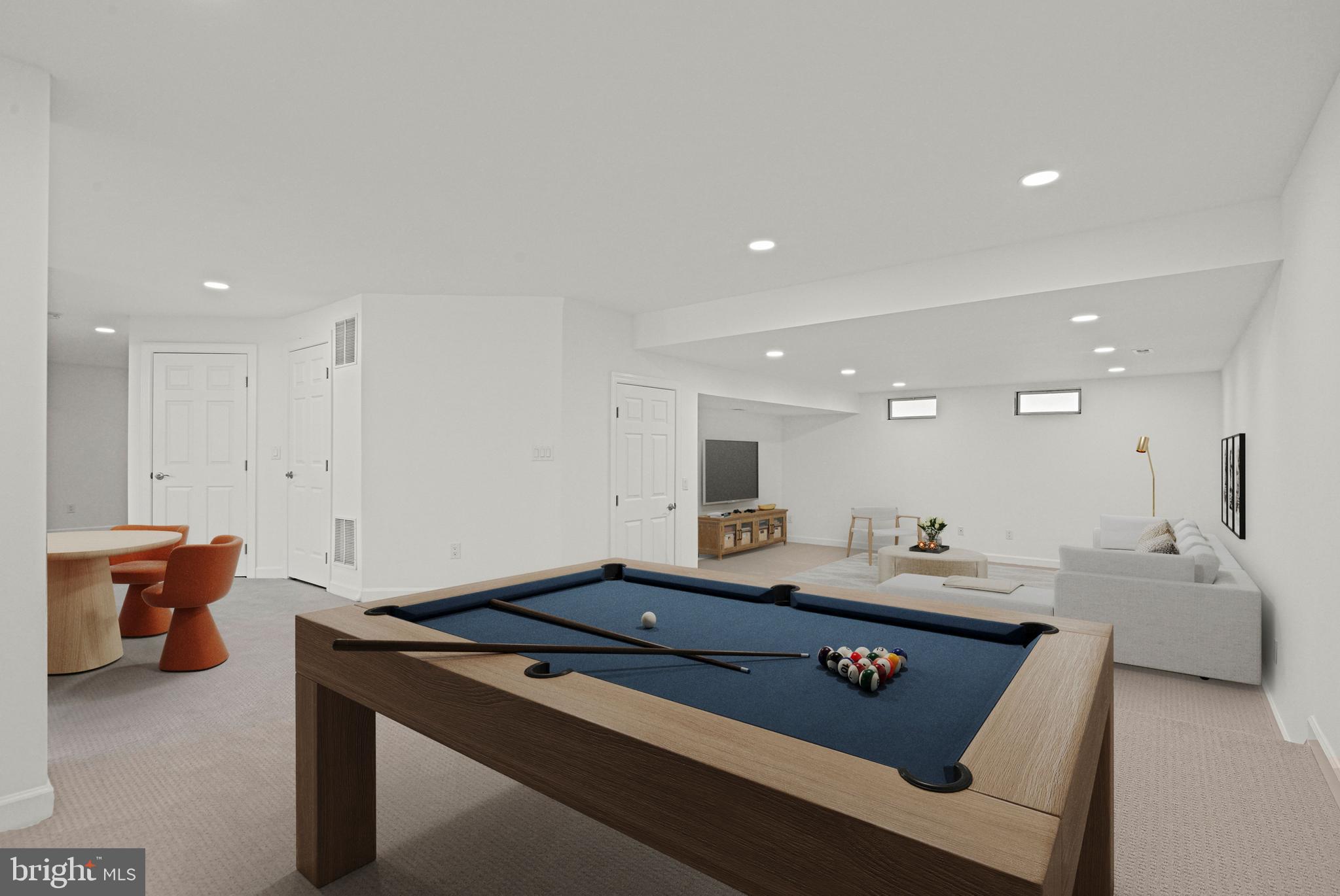 COURTHOUSE COMMONS - Residential