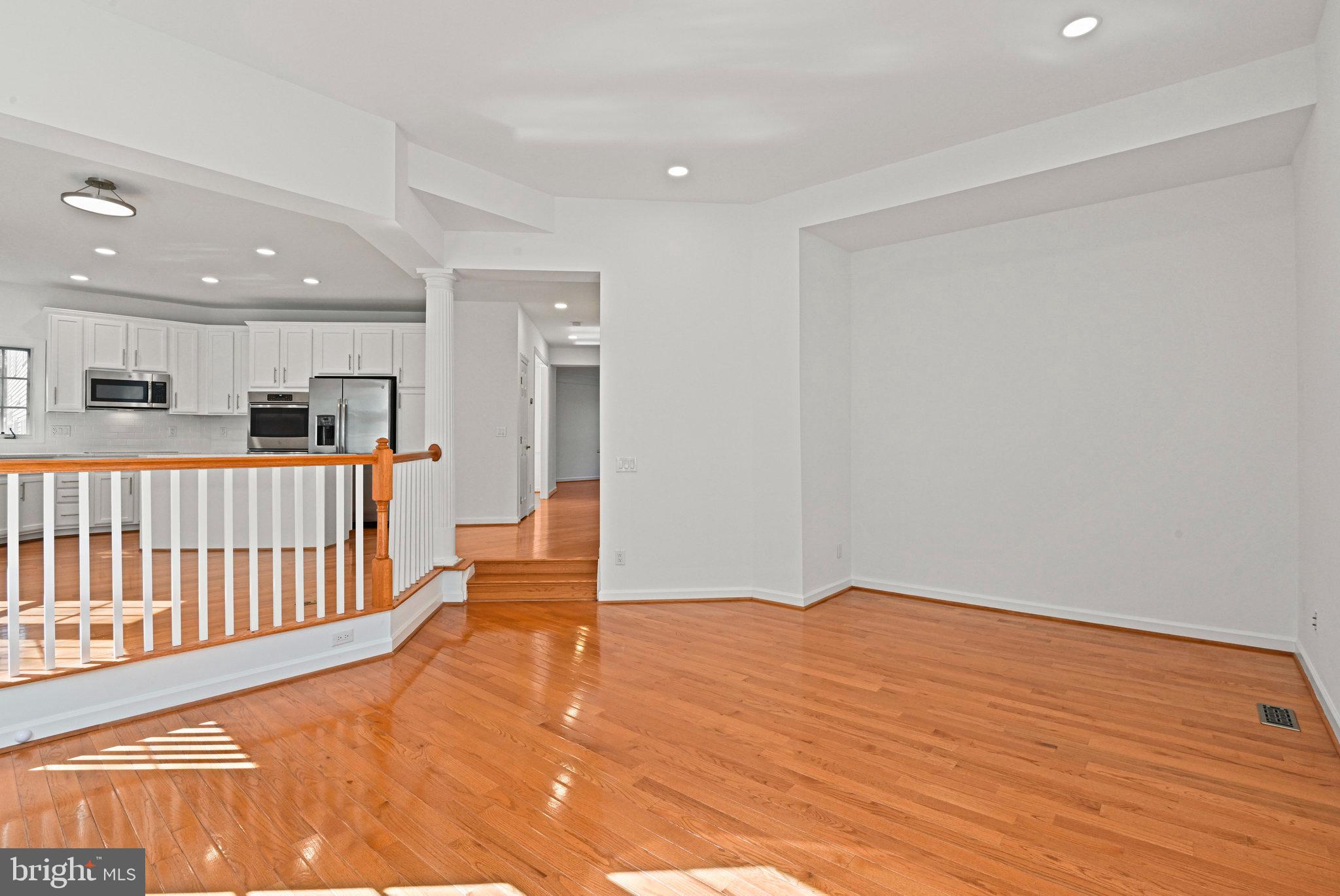 COURTHOUSE COMMONS - Residential