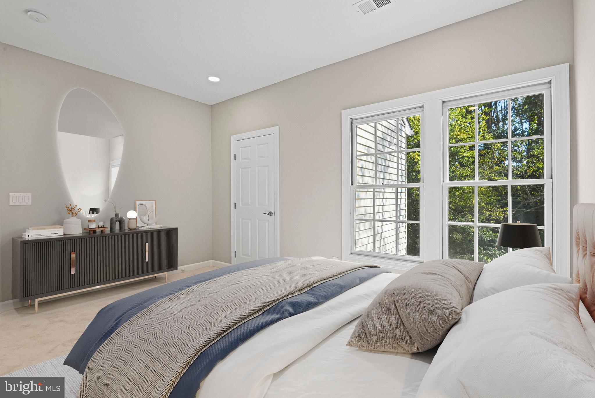 COURTHOUSE COMMONS - Residential