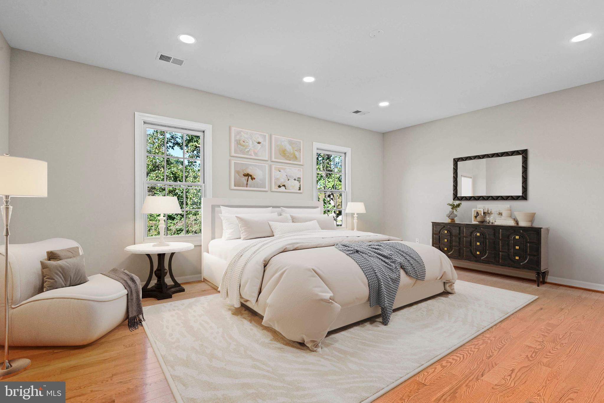 COURTHOUSE COMMONS - Residential