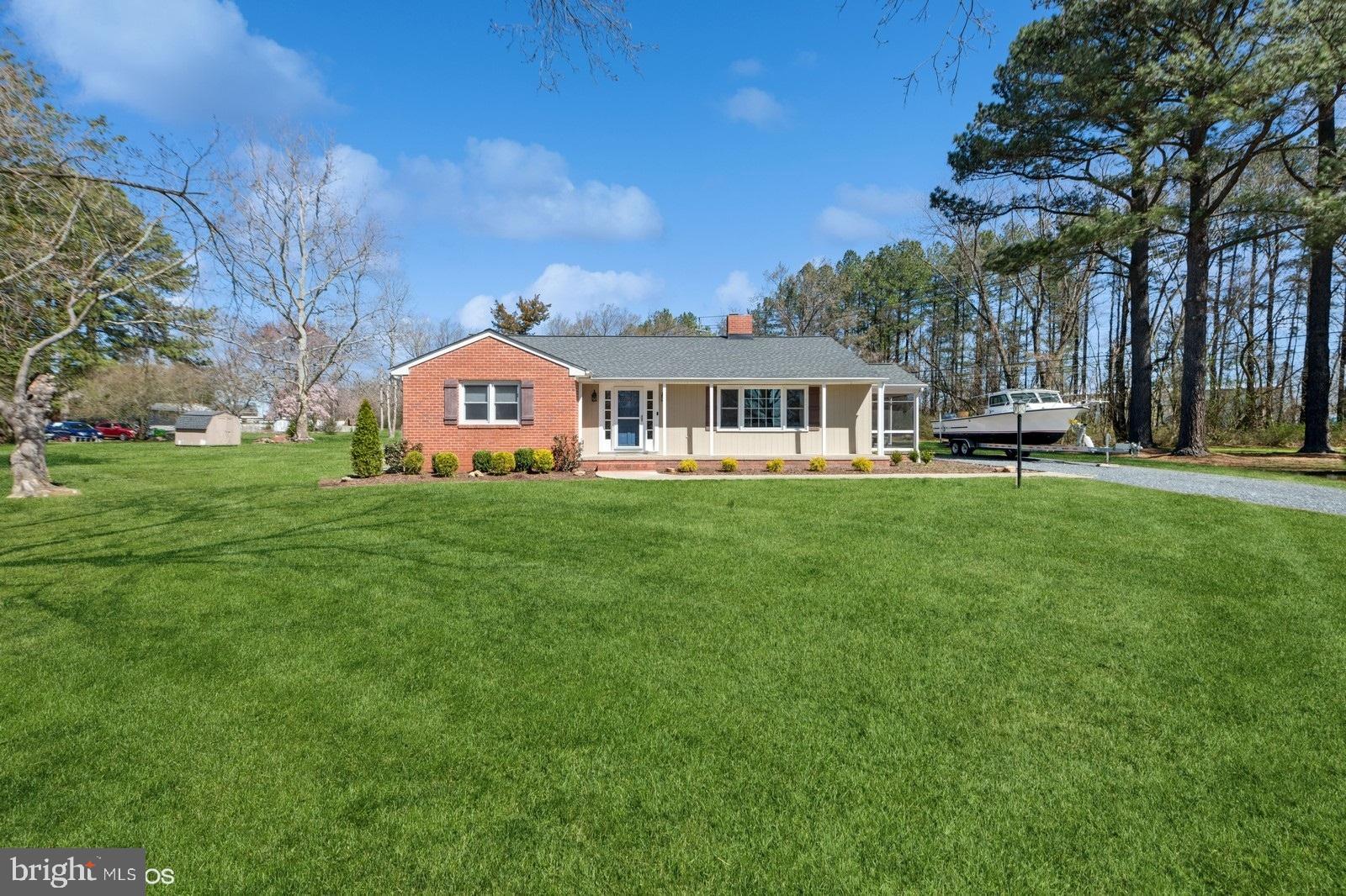 SOUTH CLIFTON - Residential