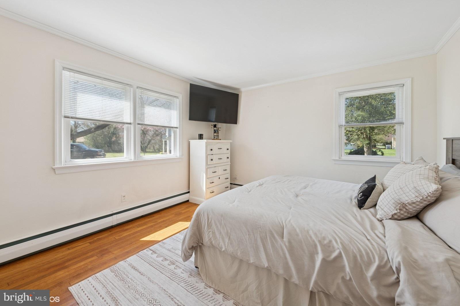 SOUTH CLIFTON - Residential