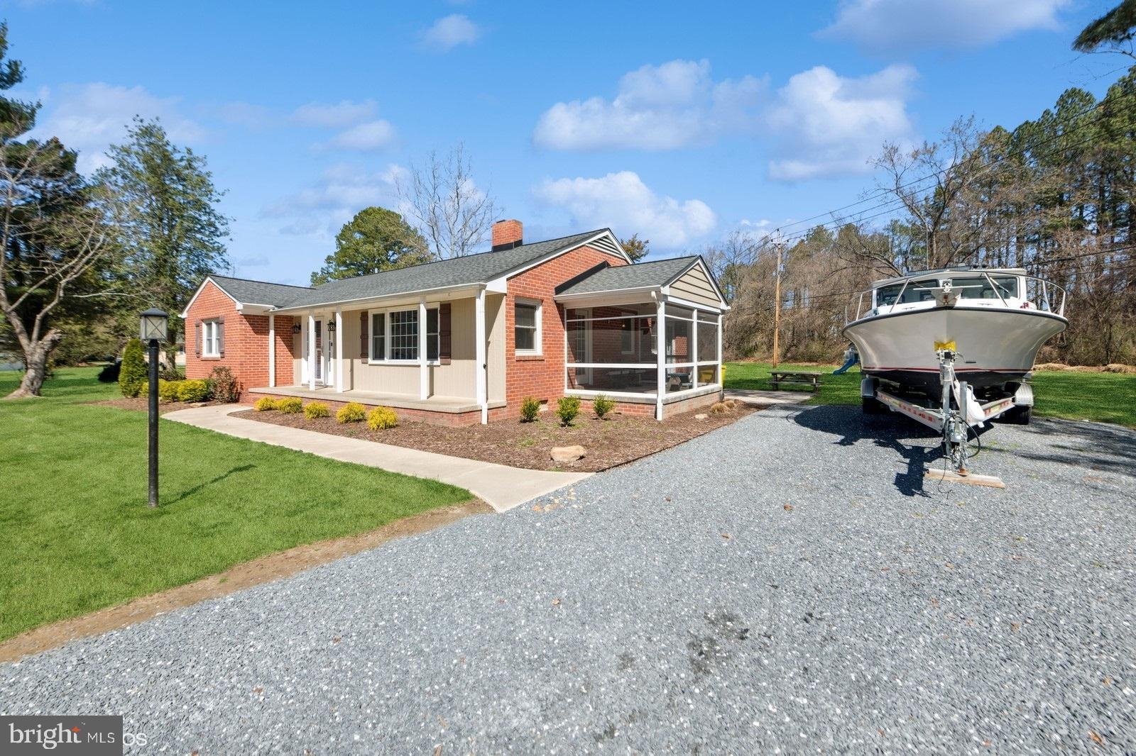 SOUTH CLIFTON - Residential