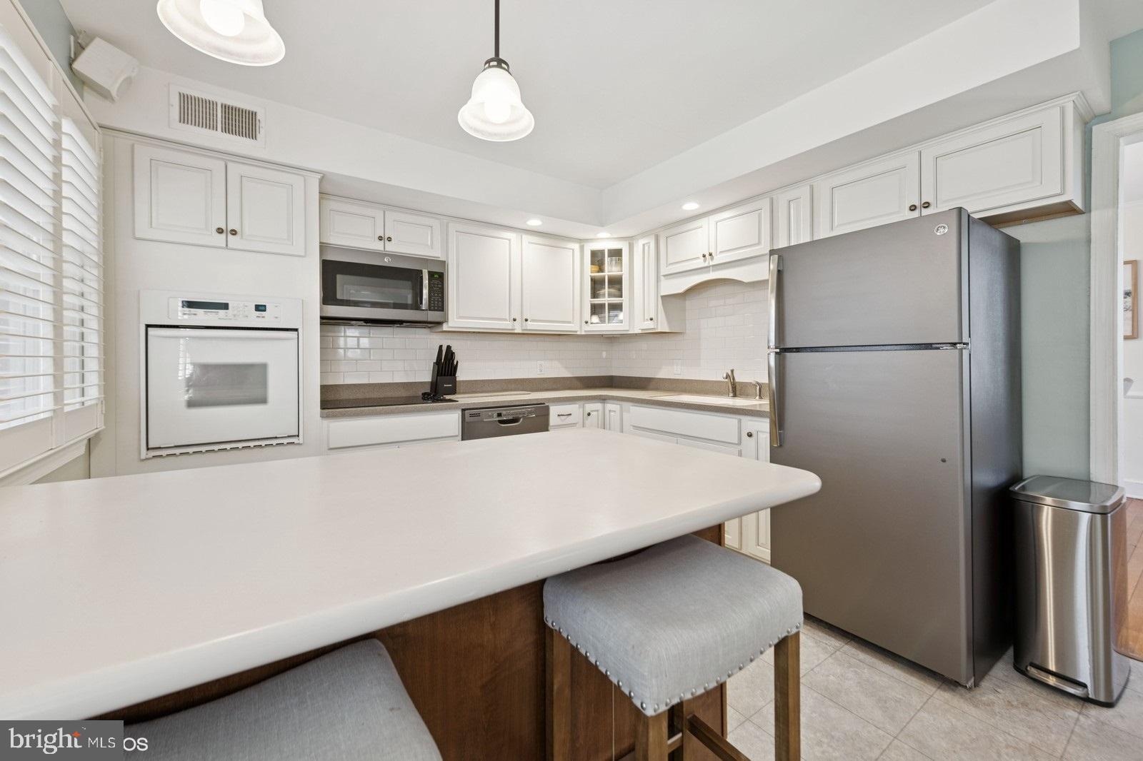 SOUTH CLIFTON - Residential