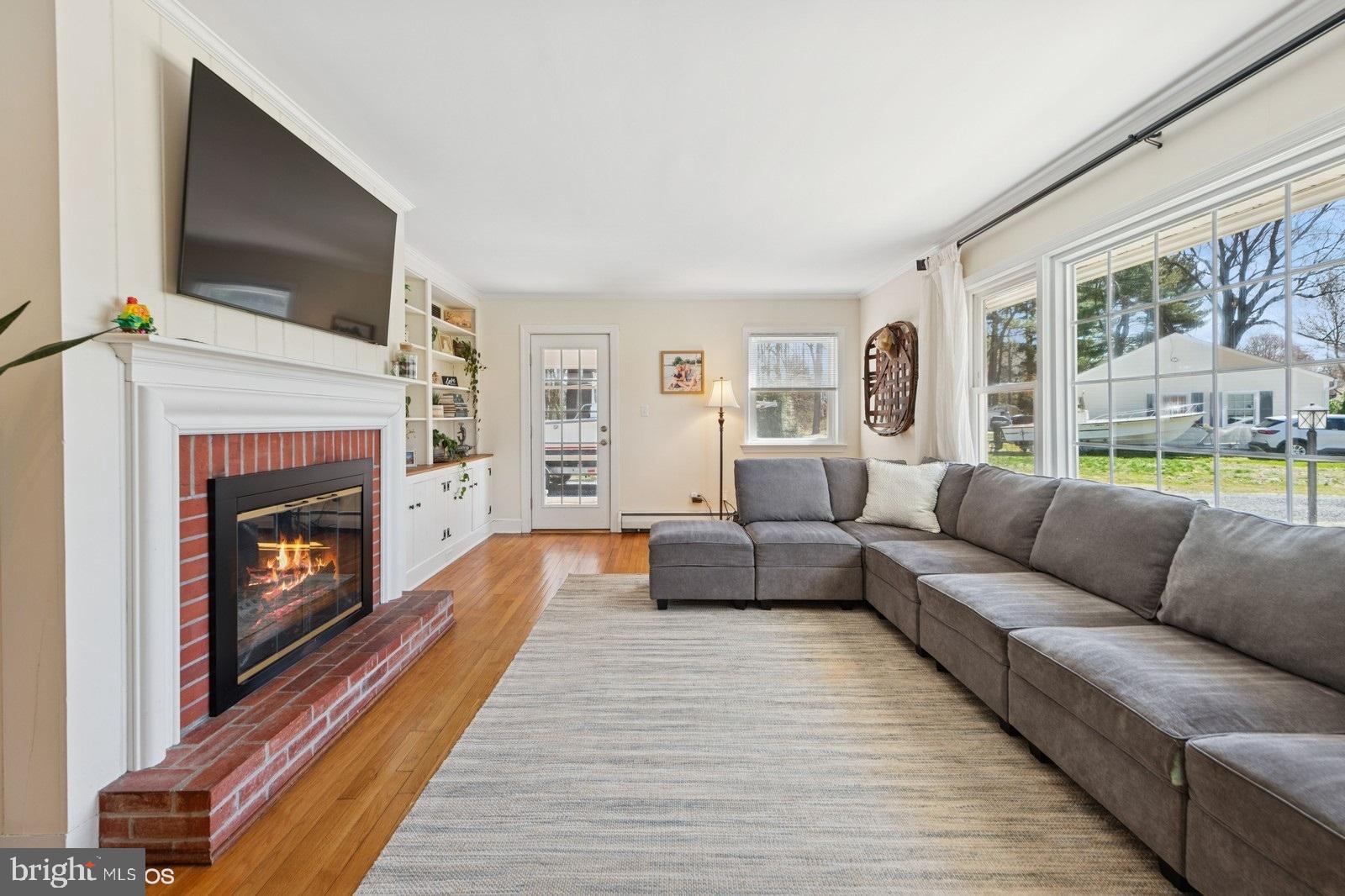 SOUTH CLIFTON - Residential