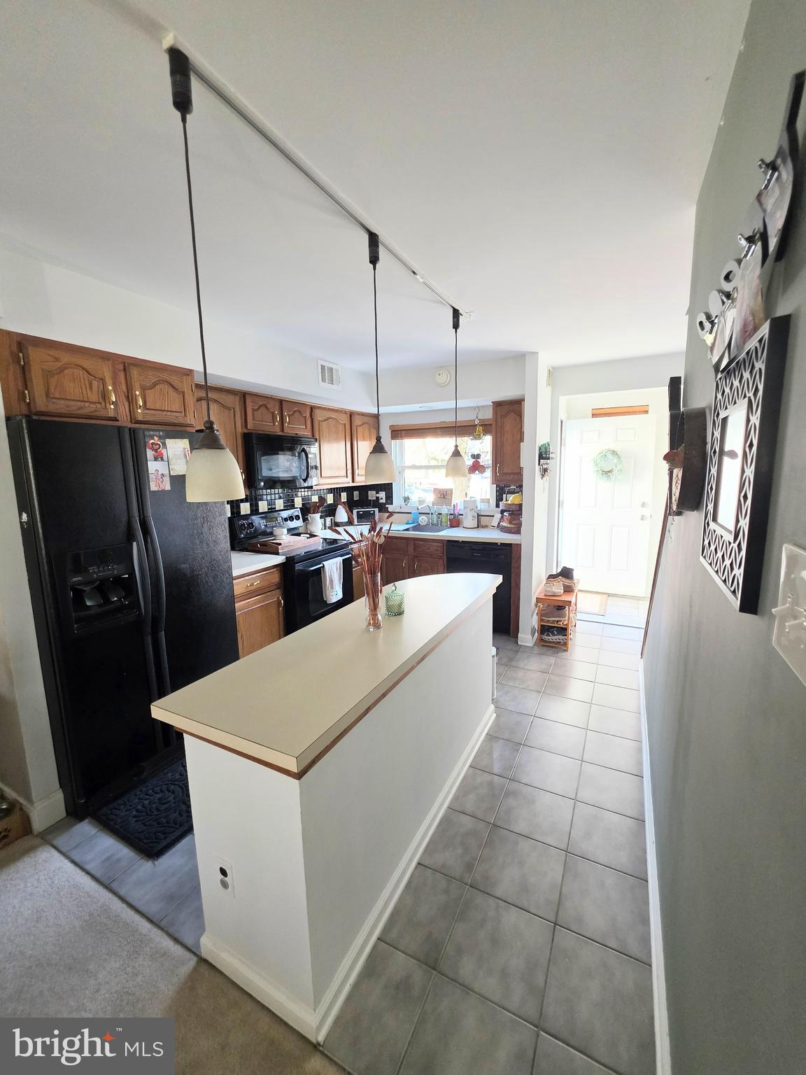 1620 VALLEY DRIVE 1620