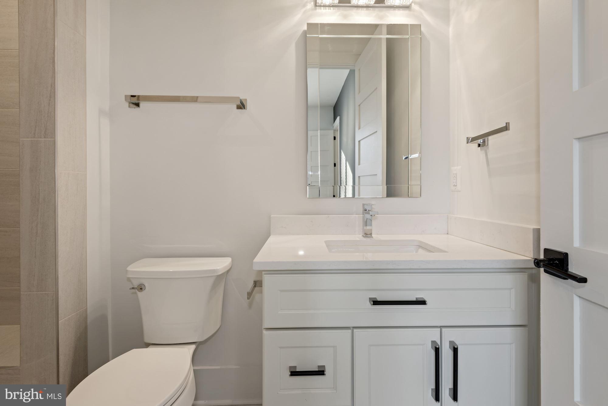 GOLF CLUB MANOR - Residential