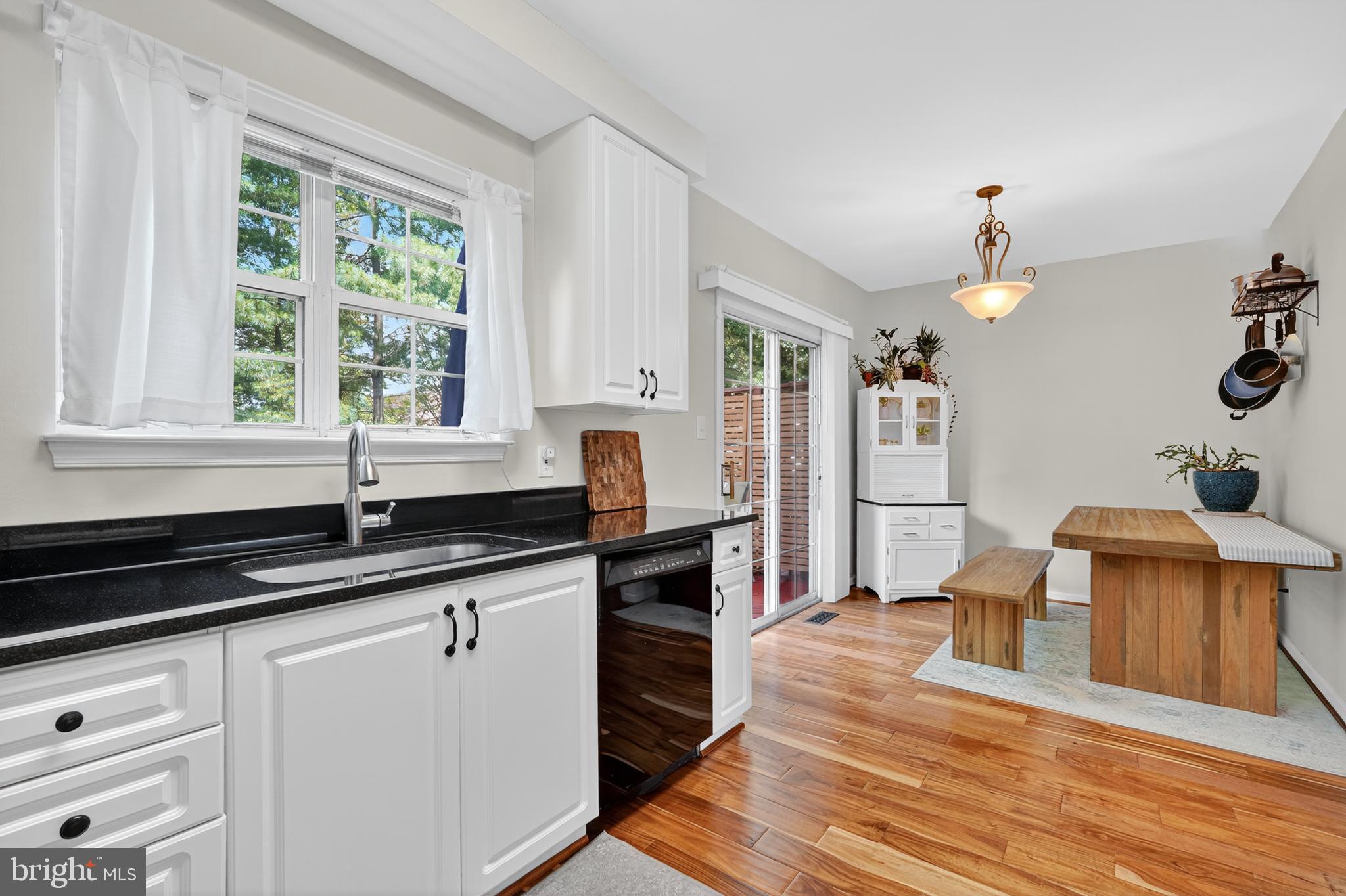 TURNBERRY MEWS - Residential