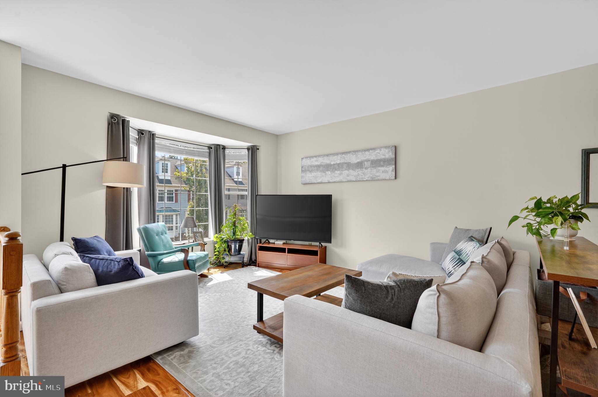 TURNBERRY MEWS - Residential