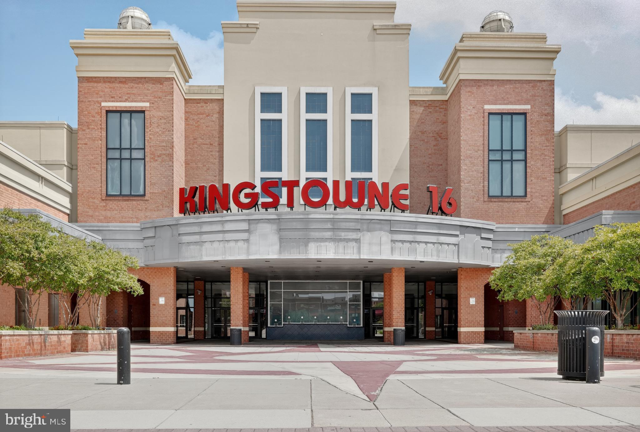 TURNBERRY MEWS - Residential