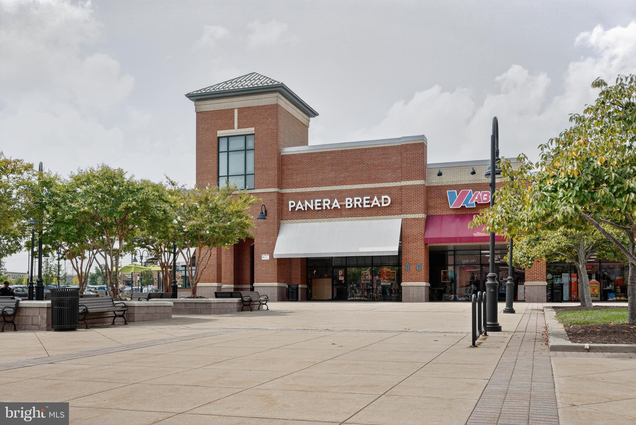 TURNBERRY MEWS - Residential