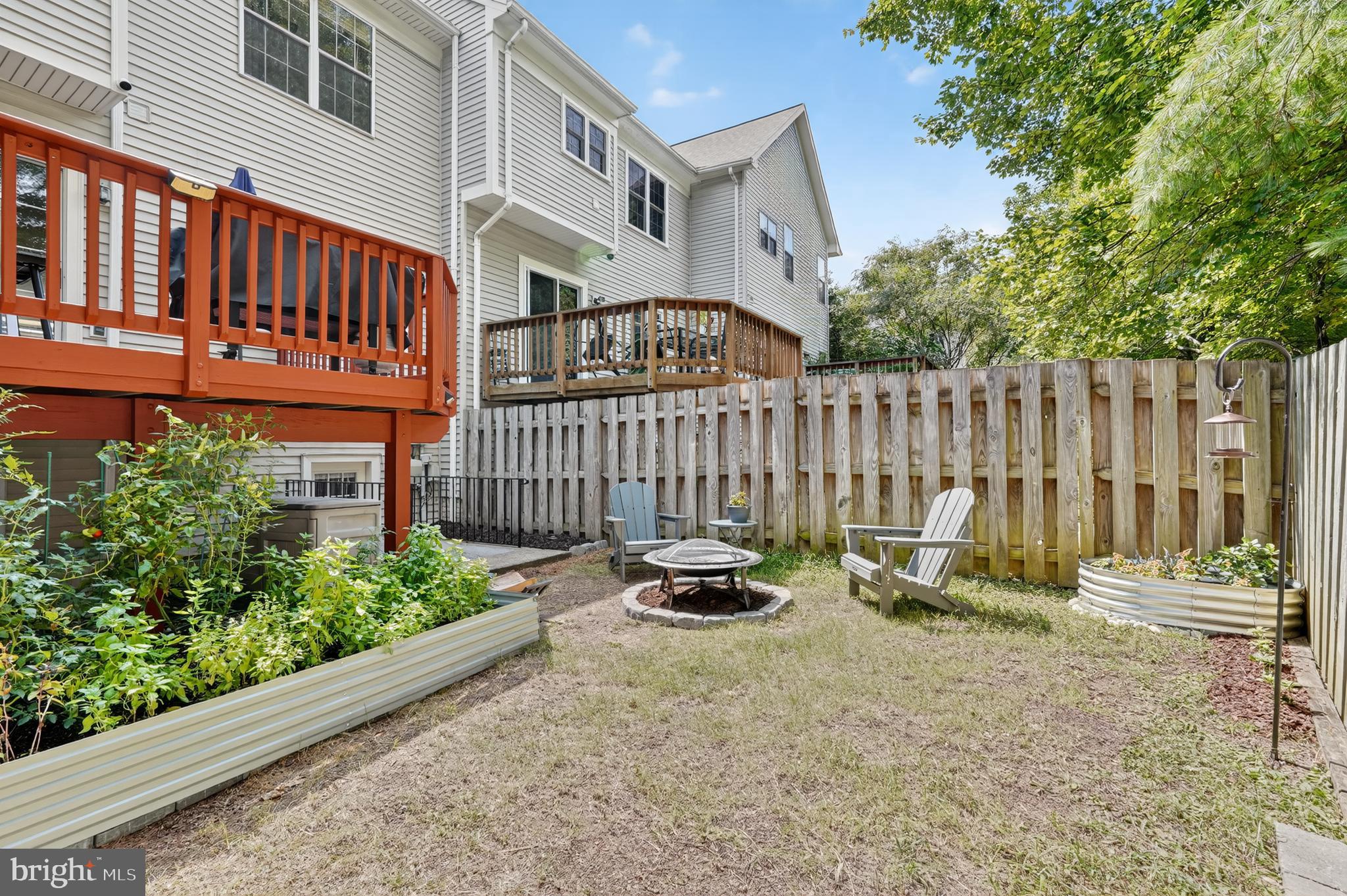 TURNBERRY MEWS - Residential