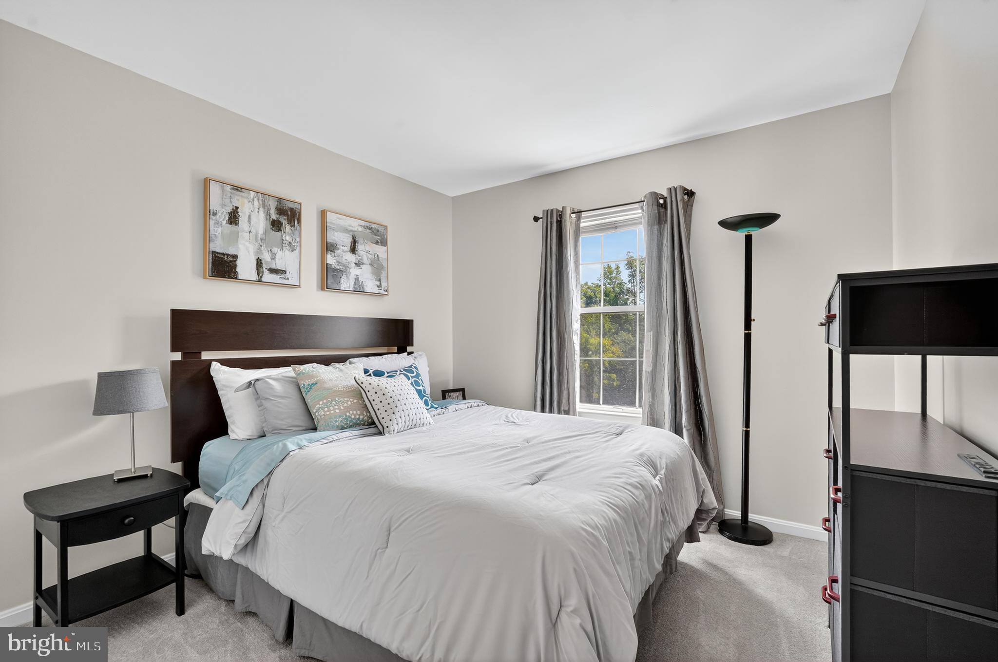 TURNBERRY MEWS - Residential