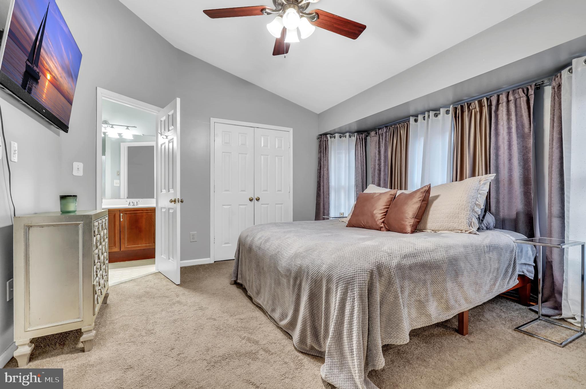 NORTH SHORE - Residential