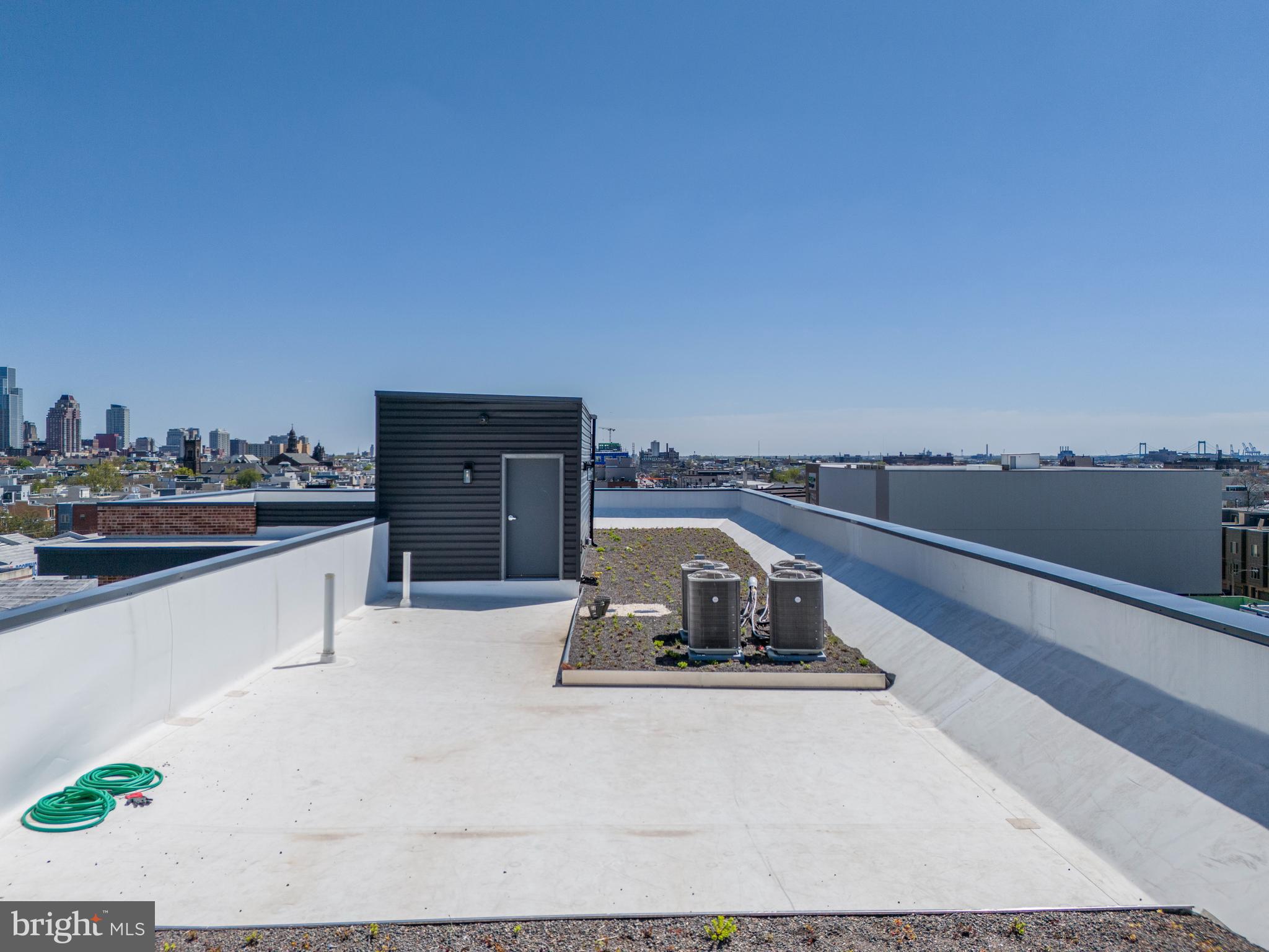 GRADUATE HOSPITAL - Residential Lease