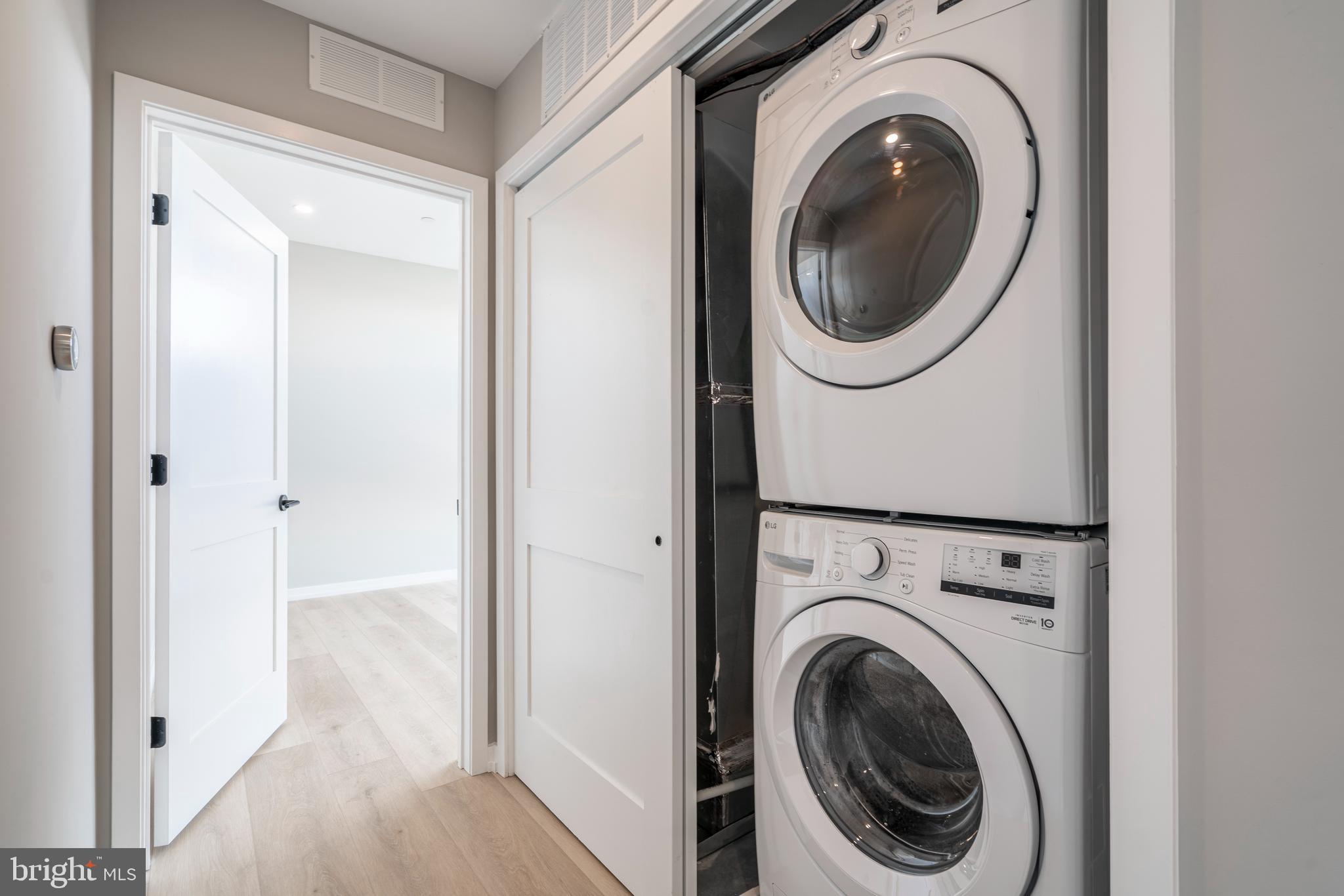 GRADUATE HOSPITAL - Residential Lease