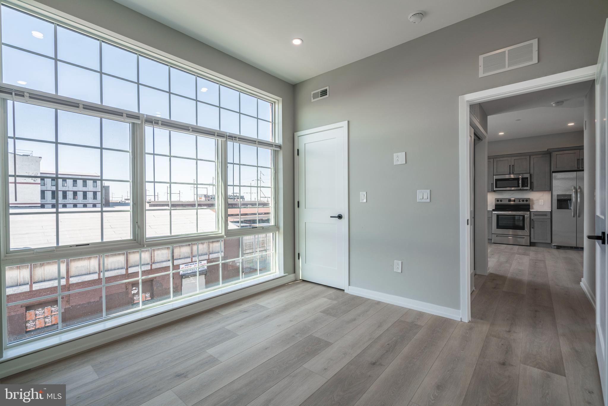 GRADUATE HOSPITAL - Residential Lease