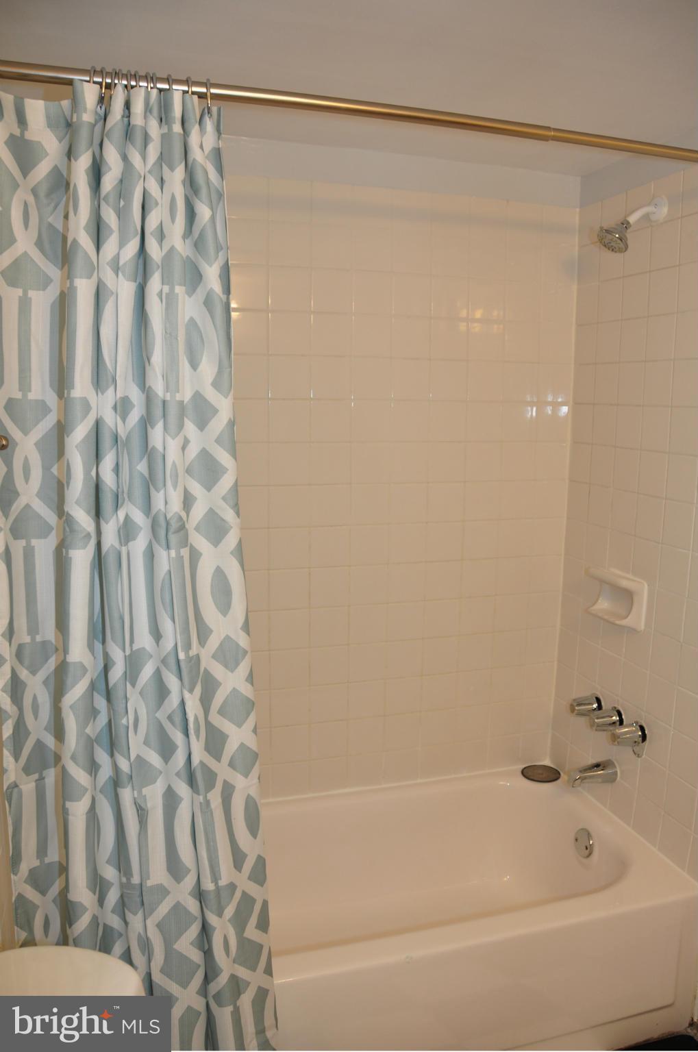 SOUTHGATE - Residential