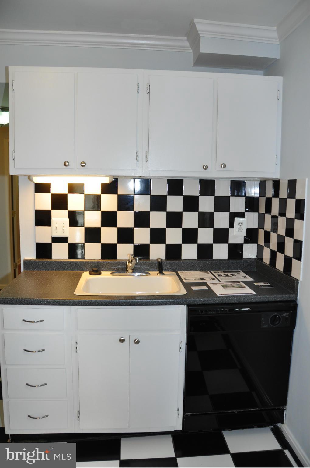 SOUTHGATE - Residential