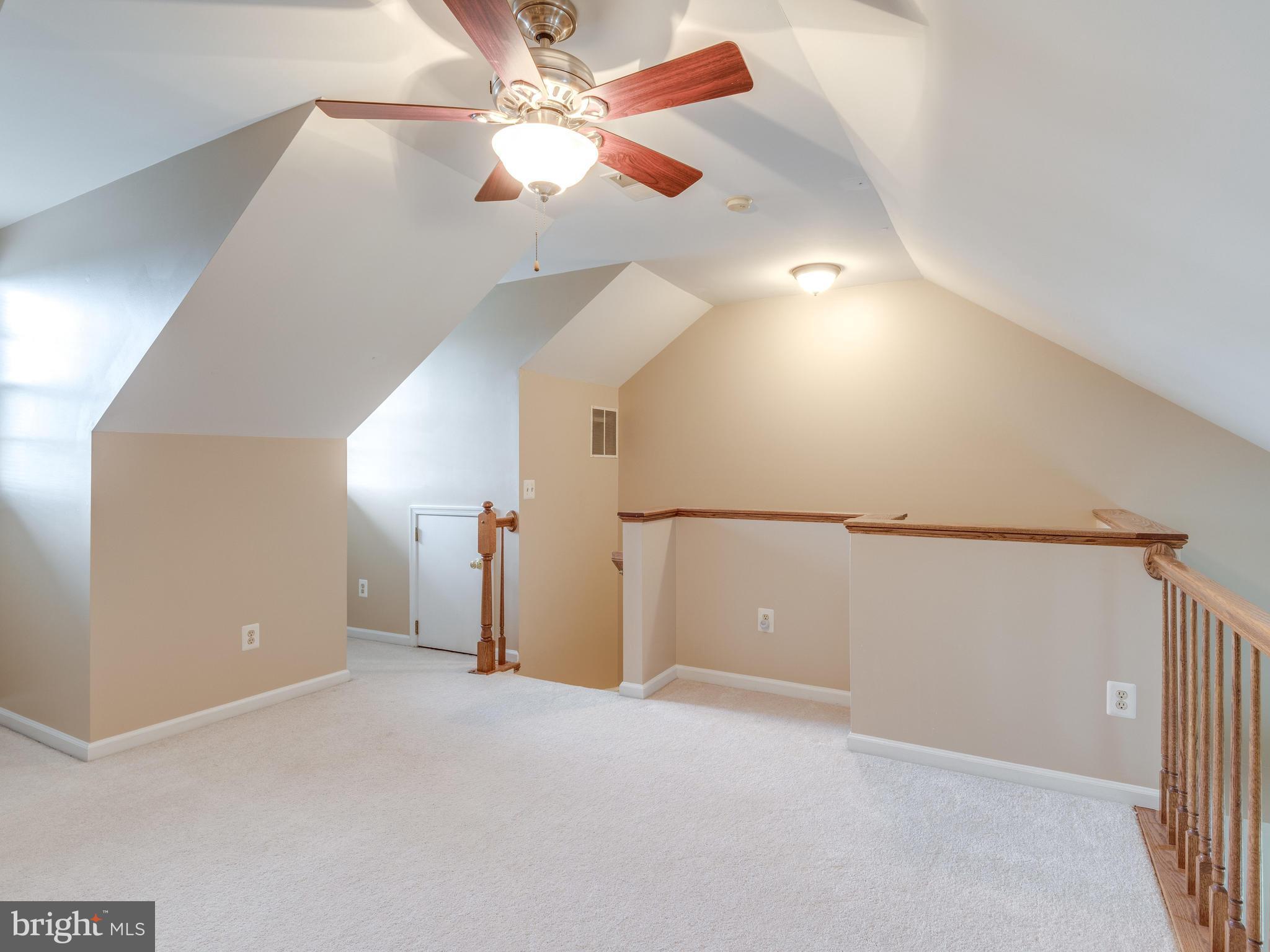 ASHBURN VILLAGE - Residential