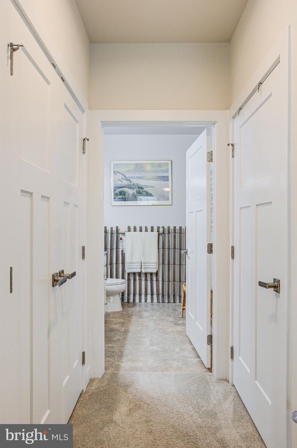 LAKE LINGANORE TOWN CENTER - Residential