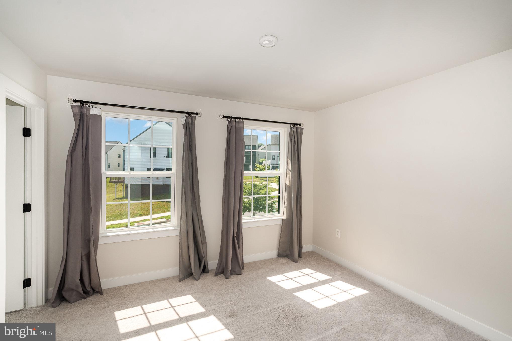 FREDERICKSBURG CITY - Residential Lease