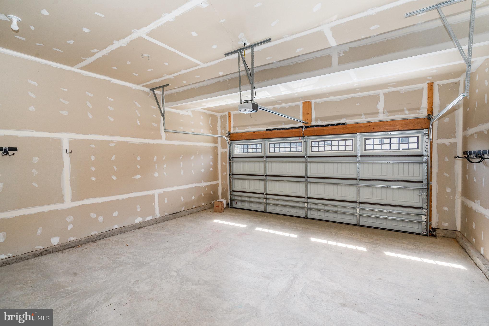 FREDERICKSBURG CITY - Residential Lease