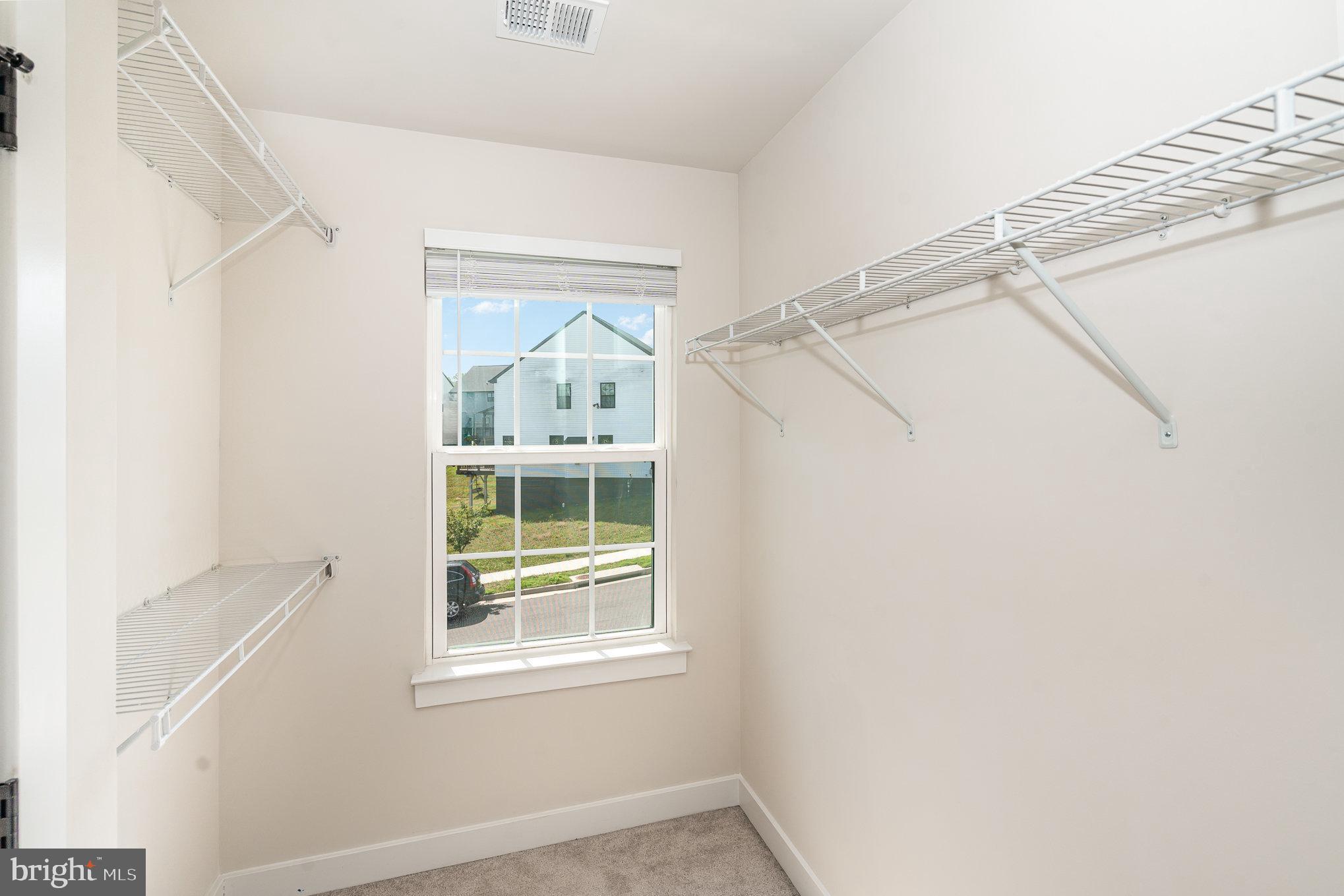 FREDERICKSBURG CITY - Residential Lease