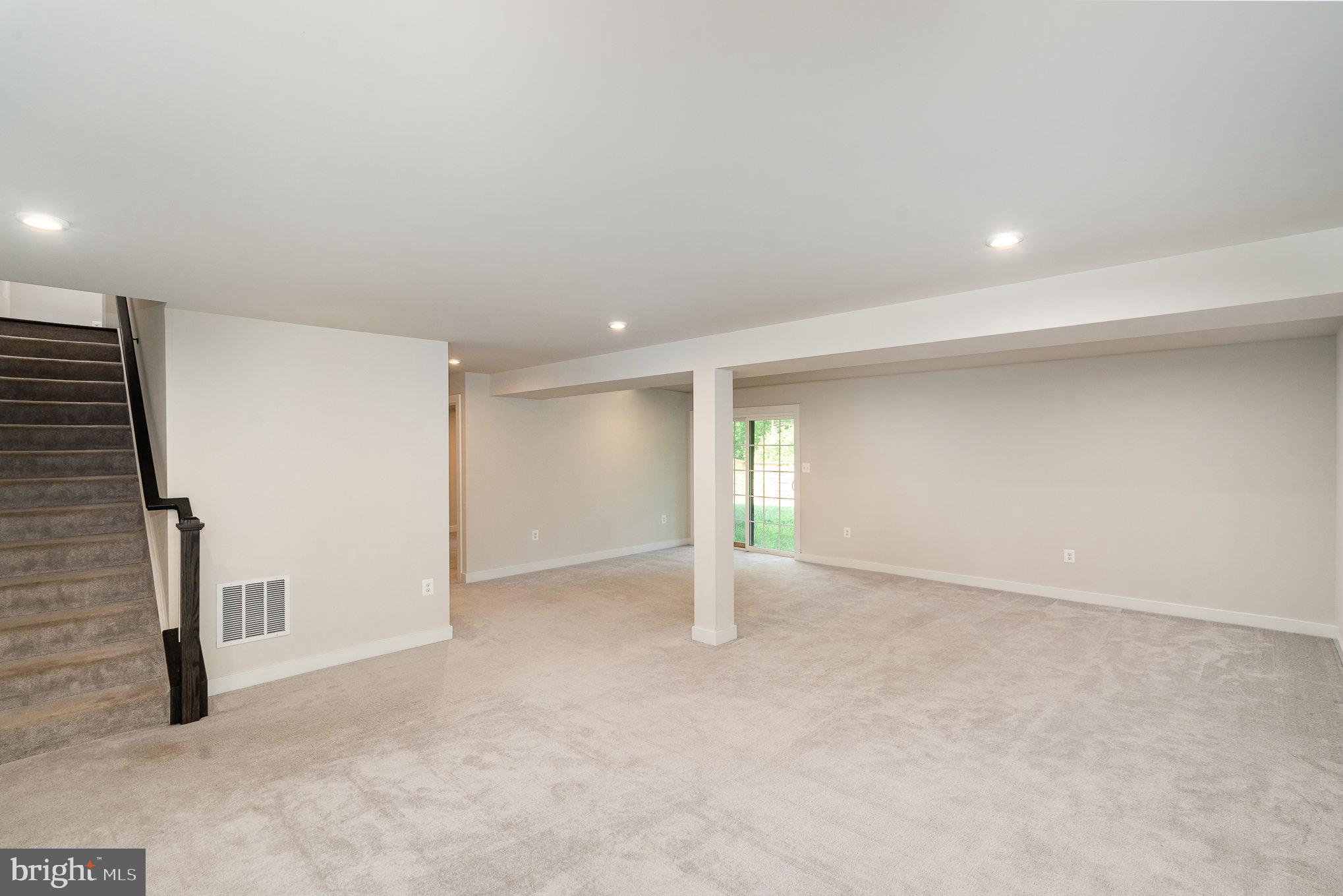 FREDERICKSBURG CITY - Residential Lease