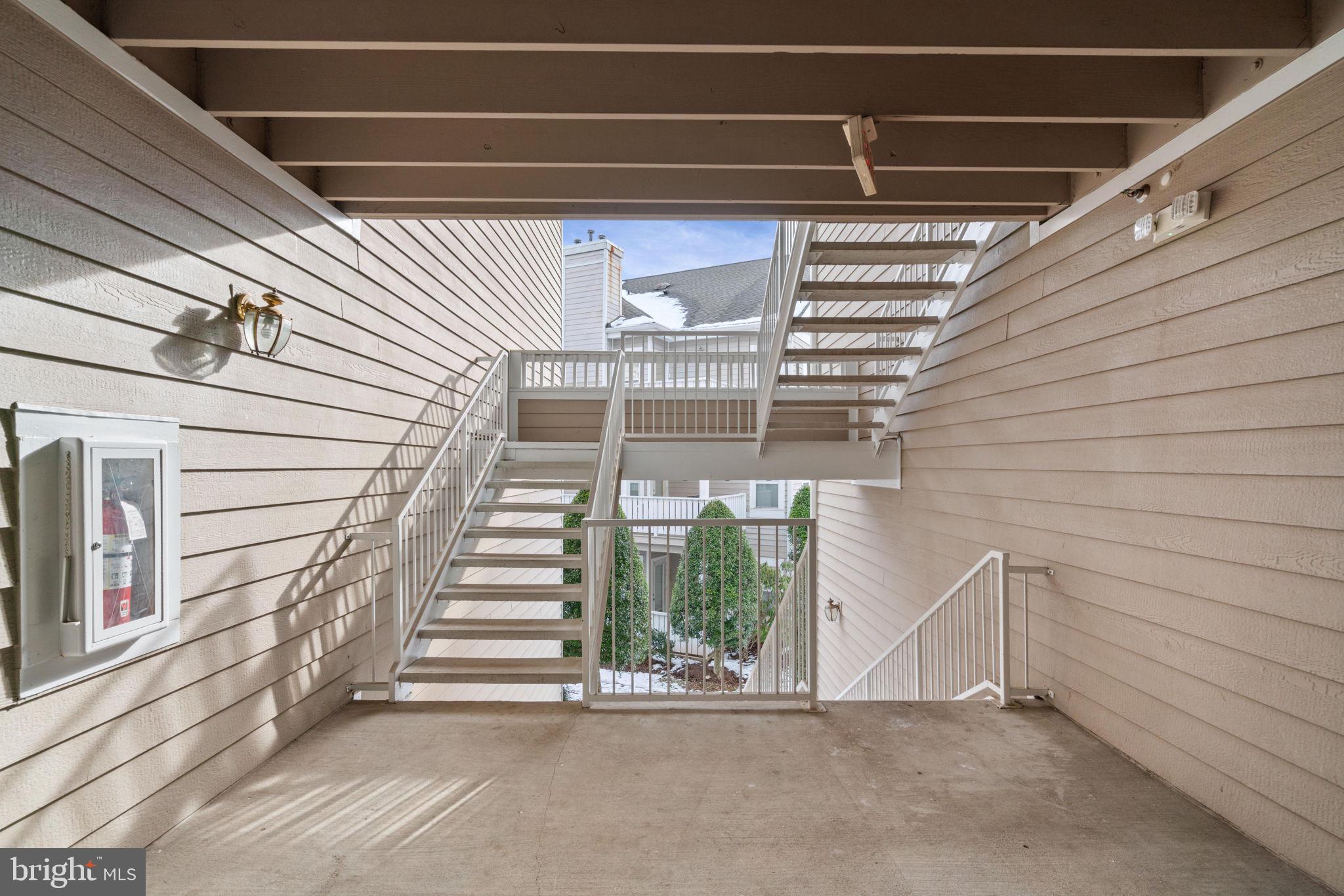 SANDERLING CONDO - Residential