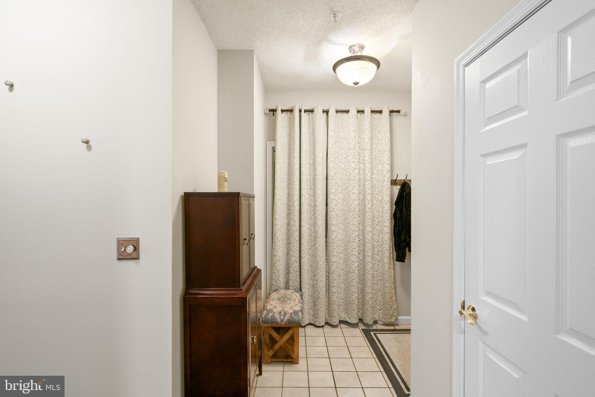 SANDERLING CONDO - Residential