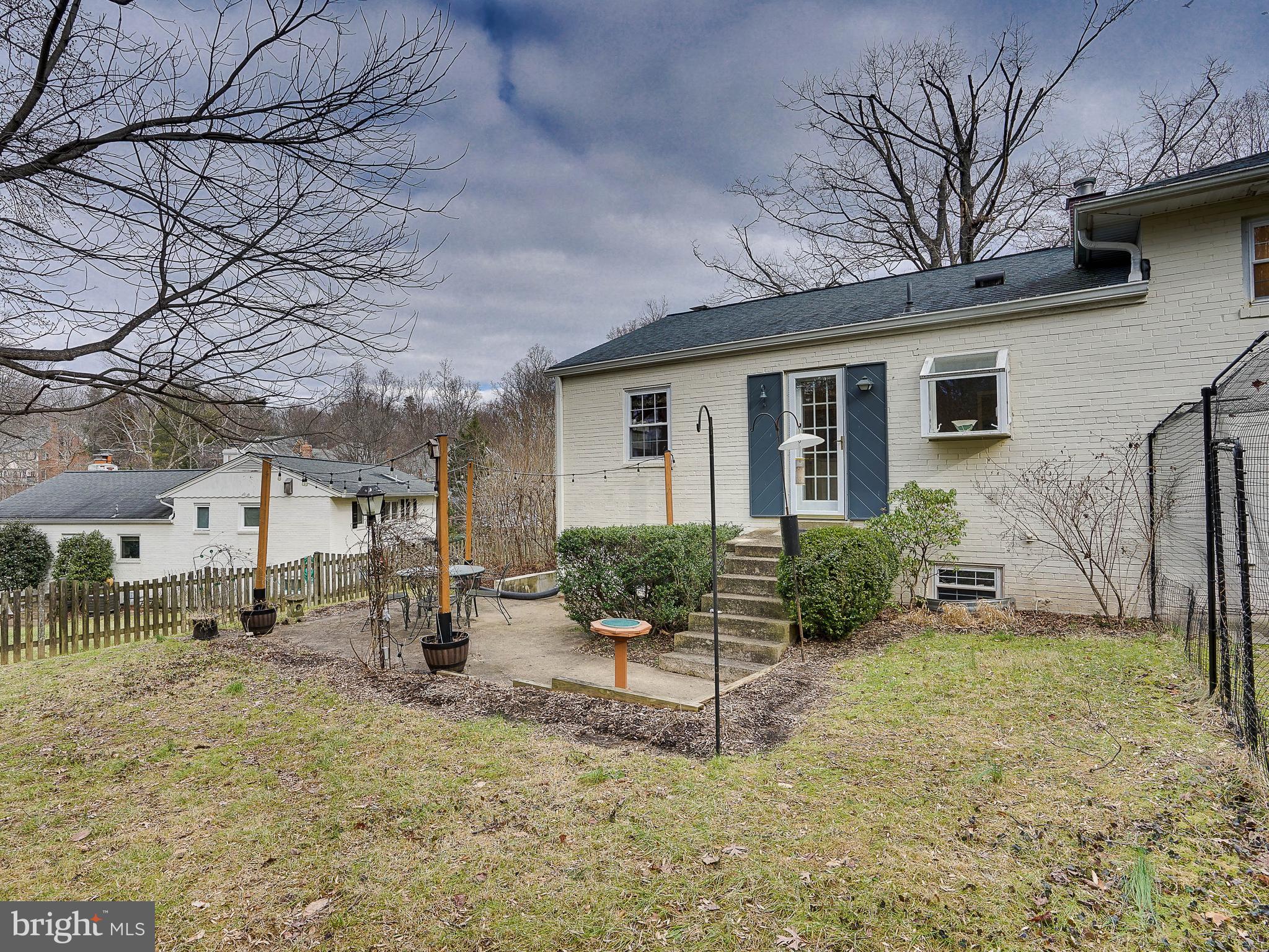 ARLINGWOOD - Residential Lease