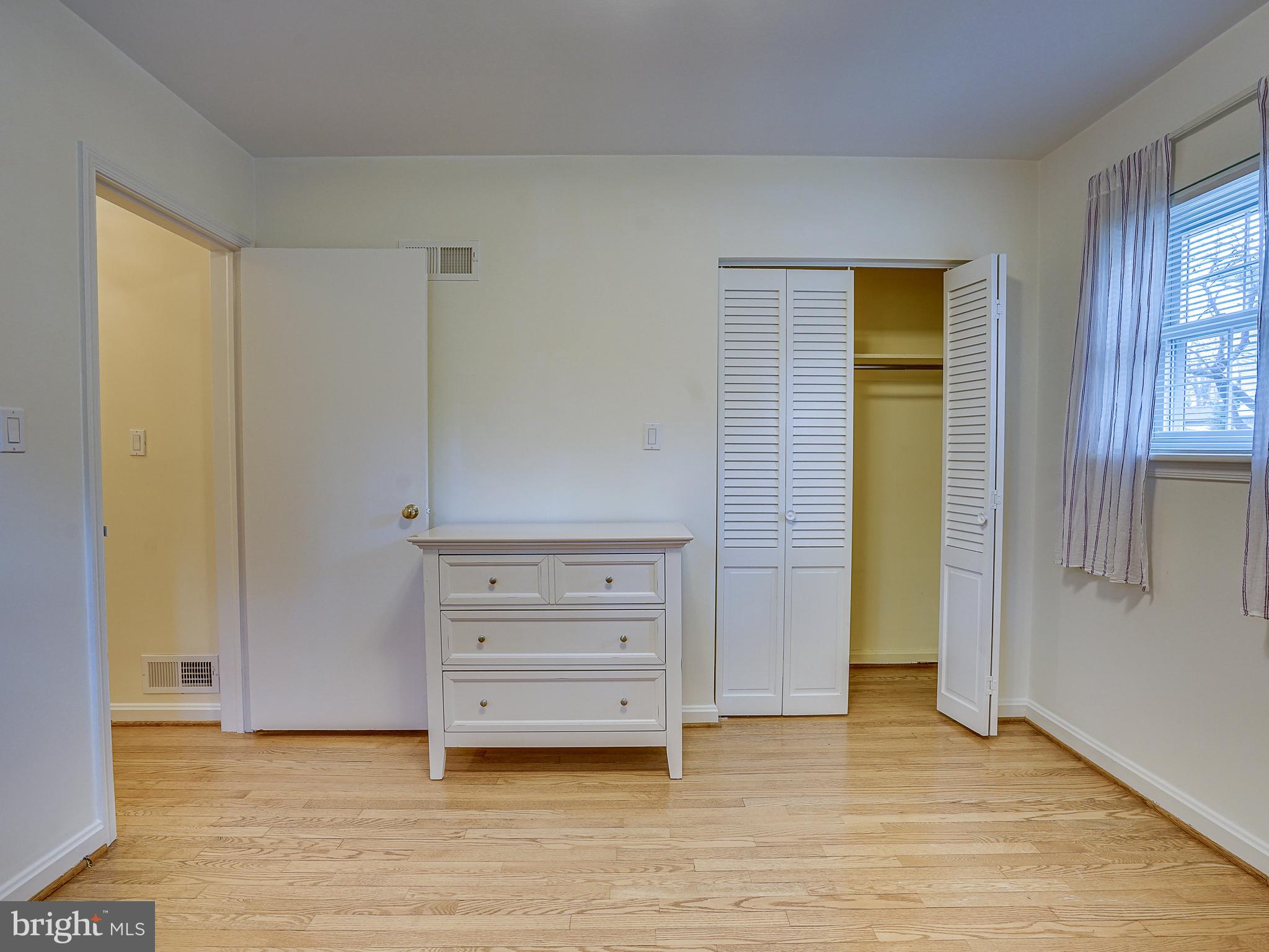 ARLINGWOOD - Residential Lease