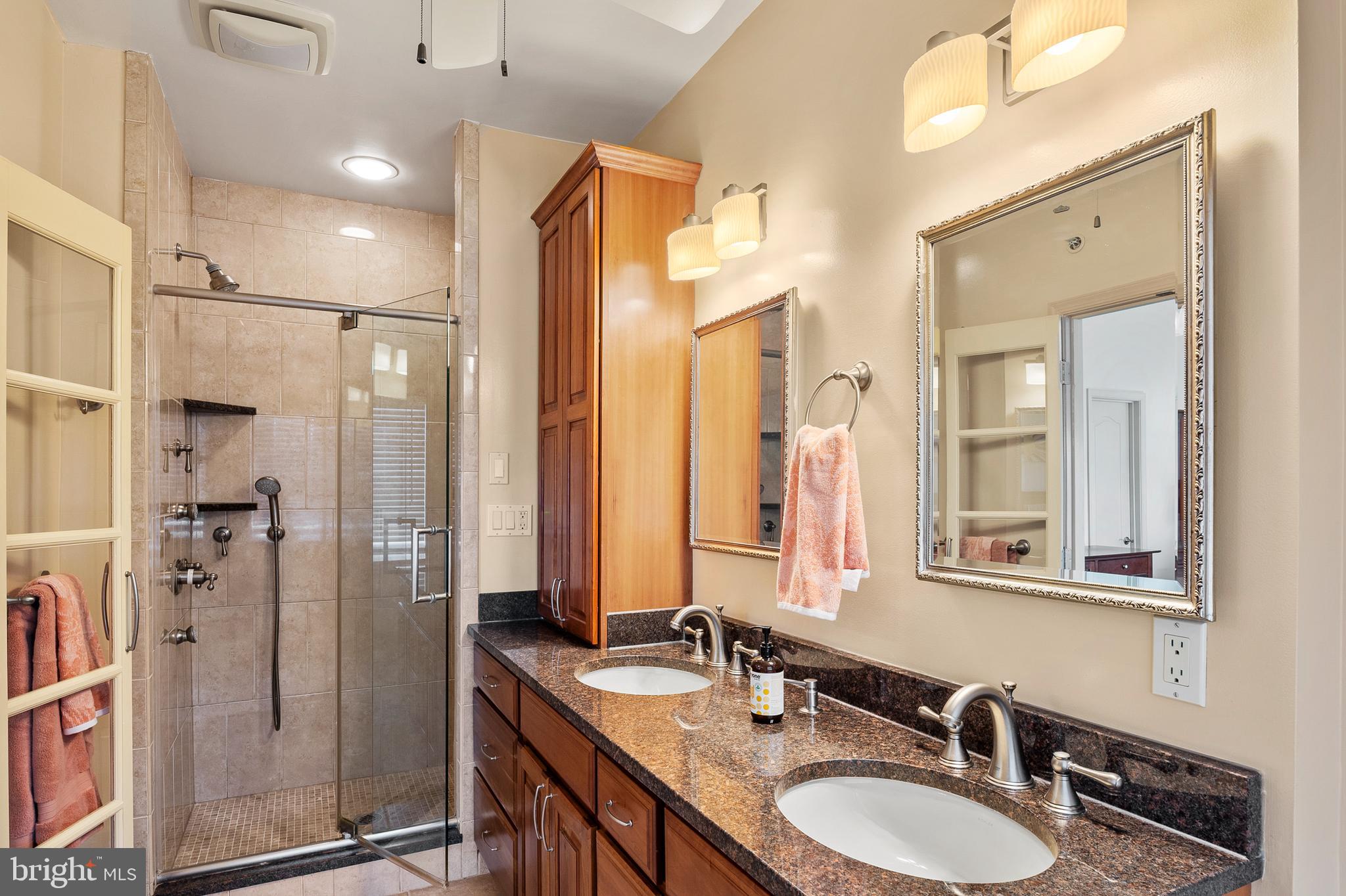 ELLICOTT PARK - Residential