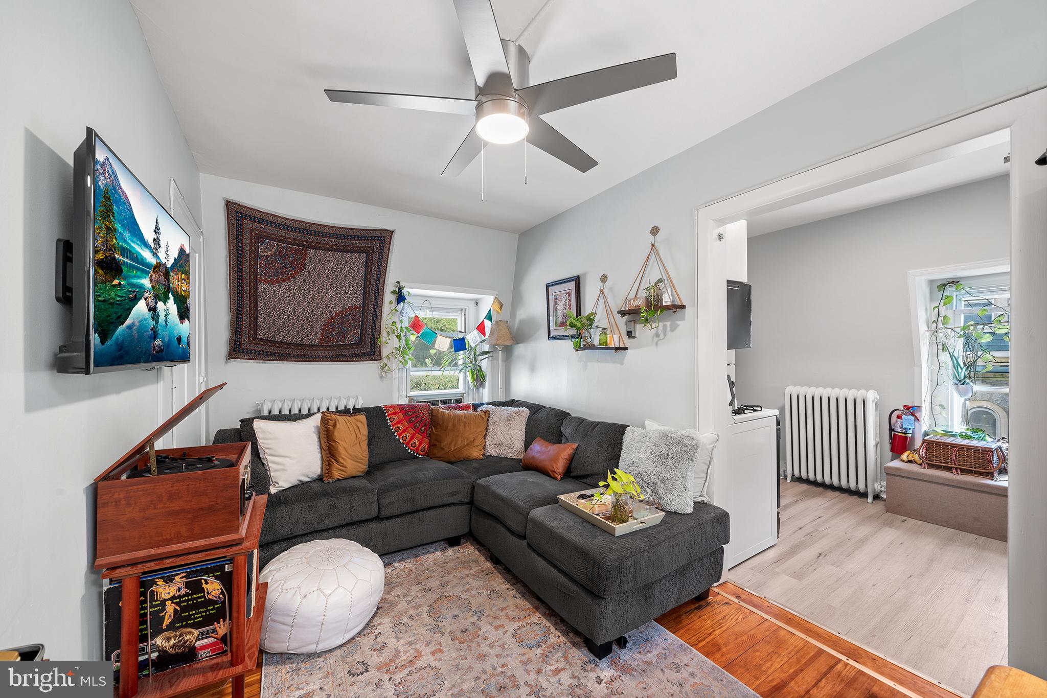 UNIVERSITY CITY - Residential Lease